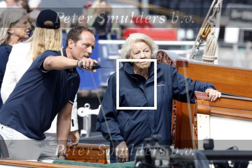 Amsterdam 21 augustus 2025
Prinses Beatrix op de groene Draeck tijdens de tweede dag van Sail . Aanwezig oa Prinses Mabel met dochters Luana en Zaria . Ook aanwezig prins Cazimir en prinses Carolina de Bourbon de Parma met haar kinderen Alaia en Xavier .
Ook de moeder van Prinses Mabel was aanwezig .