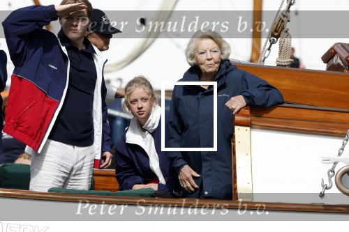 Amsterdam 21 augustus 2025
Prinses Beatrix op de groene Draeck tijdens de tweede dag van Sail . Aanwezig oa Prinses Mabel met dochters Luana en Zaria . Ook aanwezig prins Cazimir en prinses Carolina de Bourbon de Parma met haar kinderen Alaia en Xavier .
Ook de moeder van Prinses Mabel was aanwezig .