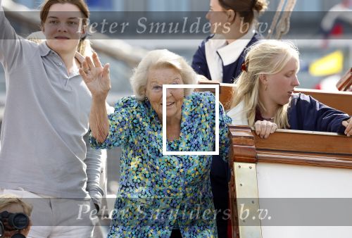 Amsterdam 21 augustus 2025
Prinses Beatrix op de groene Draeck tijdens de tweede dag van Sail . Aanwezig oa Prinses Mabel met dochters Luana en Zaria . Ook aanwezig prins Cazimir en prinses Carolina de Bourbon de Parma met haar kinderen Alaia en Xavier .
Ook de moeder van Prinses Mabel was aanwezig .