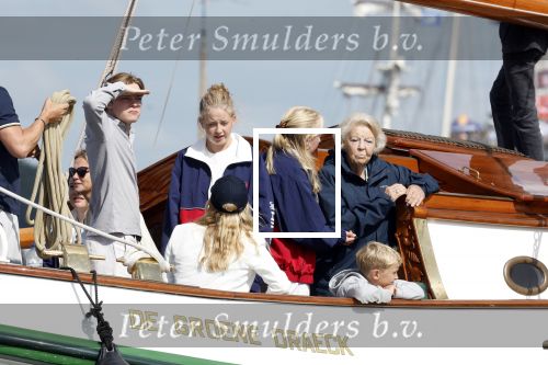 Amsterdam 21 augustus 2025
Prinses Beatrix op de groene Draeck tijdens de tweede dag van Sail . Aanwezig oa Prinses Mabel met dochters Luana en Zaria . Ook aanwezig prins Cazimir en prinses Carolina de Bourbon de Parma met haar kinderen Alaia en Xavier .
Ook de moeder van Prinses Mabel was aanwezig .