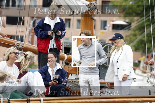 Amsterdam 21 augustus 2025
Prinses Beatrix op de groene Draeck tijdens de tweede dag van Sail . Aanwezig oa Prinses Mabel met dochters Luana en Zaria . Ook aanwezig prins Cazimir en prinses Carolina de Bourbon de Parma met haar kinderen Alaia en Xavier .
Ook de moeder van Prinses Mabel was aanwezig .