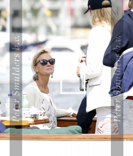 Amsterdam 21 augustus 2025
Prinses Beatrix op de groene Draeck tijdens de tweede dag van Sail . Aanwezig oa Prinses Mabel met dochters Luana en Zaria . Ook aanwezig prins Cazimir en prinses Carolina de Bourbon de Parma met haar kinderen Alaia en Xavier .
Ook de moeder van Prinses Mabel was aanwezig .