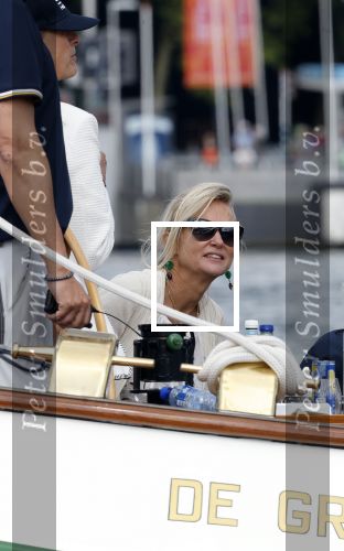 Amsterdam 21 augustus 2025
Prinses Beatrix op de groene Draeck tijdens de tweede dag van Sail . Aanwezig oa Prinses Mabel met dochters Luana en Zaria . Ook aanwezig prins Cazimir en prinses Carolina de Bourbon de Parma met haar kinderen Alaia en Xavier .
Ook de moeder van Prinses Mabel was aanwezig .