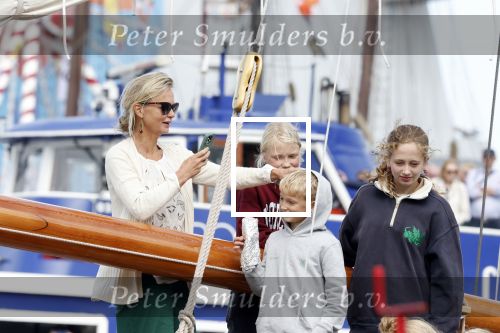 Amsterdam 21 augustus 2025
Prinses Beatrix op de groene Draeck tijdens de tweede dag van Sail . Aanwezig oa Prinses Mabel met dochters Luana en Zaria . Ook aanwezig prins Cazimir en prinses Carolina de Bourbon de Parma met haar kinderen Alaia en Xavier .
Ook de moeder van Prinses Mabel was aanwezig .