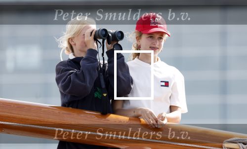 Amsterdam 21 augustus 2025
Prinses Beatrix op de groene Draeck tijdens de tweede dag van Sail . Aanwezig oa Prinses Mabel met dochters Luana en Zaria . Ook aanwezig prins Cazimir en prinses Carolina de Bourbon de Parma met haar kinderen Alaia en Xavier .
Ook de moeder van Prinses Mabel was aanwezig .