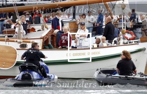 Amsterdam 21 augustus 2025
Prinses Beatrix op de groene Draeck tijdens de tweede dag van Sail . Aanwezig oa Prinses Mabel met dochters Luana en Zaria . Ook aanwezig prins Cazimir en prinses Carolina de Bourbon de Parma met haar kinderen Alaia en Xavier .
Ook de moeder van Prinses Mabel was aanwezig .