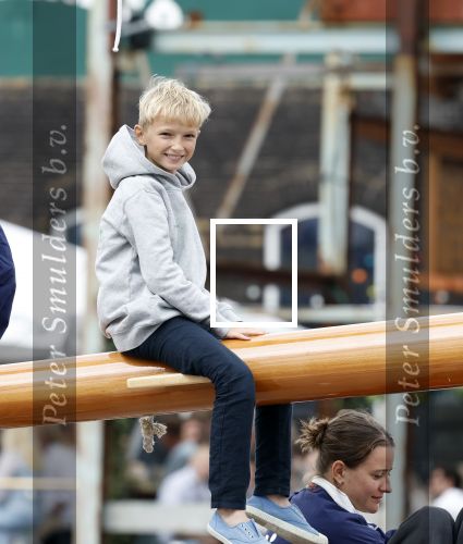 Amsterdam 21 augustus 2025
Prinses Beatrix op de groene Draeck tijdens de tweede dag van Sail . Aanwezig oa Prinses Mabel met dochters Luana en Zaria . Ook aanwezig prins Cazimir en prinses Carolina de Bourbon de Parma met haar kinderen Alaia en Xavier .
Ook de moeder van Prinses Mabel was aanwezig .