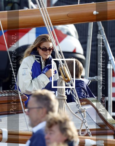 Amsterdam 21 augustus 2025
Prinses Beatrix op de groene Draeck tijdens de tweede dag van Sail . Aanwezig Prins Constantijn Prinses Laurentien Prinses Eloise en Prins Claus Cazimir