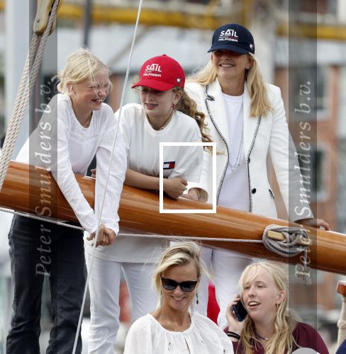 Amsterdam 21 augustus 2025
Prinses Beatrix op de groene Draeck tijdens de tweede dag van Sail . Aanwezig oa Prinses Mabel met dochters Luana en Zaria . Ook aanwezig prins Cazimir en prinses Carolina de Bourbon de Parma met haar kinderen Alaia en Xavier .
Ook de moeder van Prinses Mabel was aanwezig .