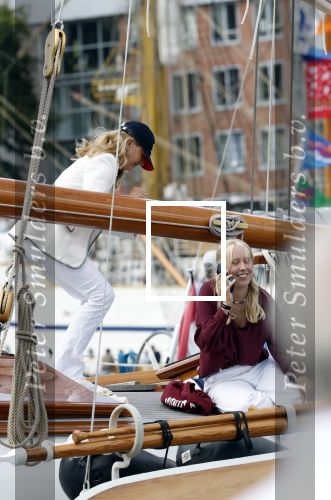 Amsterdam 21 augustus 2025
Prinses Beatrix op de groene Draeck tijdens de tweede dag van Sail . Aanwezig oa Prinses Mabel met dochters Luana en Zaria . Ook aanwezig prins Cazimir en prinses Carolina de Bourbon de Parma met haar kinderen Alaia en Xavier .
Ook de moeder van Prinses Mabel was aanwezig .