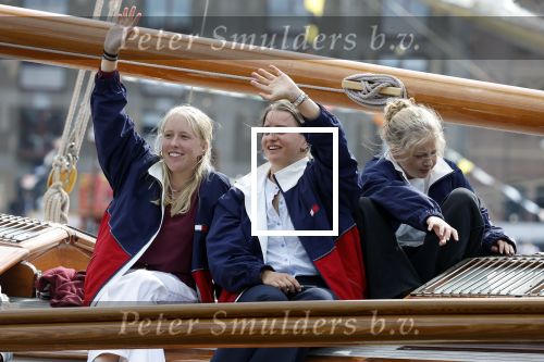 Amsterdam 21 augustus 2025
Prinses Beatrix op de groene Draeck tijdens de tweede dag van Sail . Aanwezig oa Prinses Mabel met dochters Luana en Zaria . Ook aanwezig prins Cazimir en prinses Carolina de Bourbon de Parma met haar kinderen Alaia en Xavier .
Ook de moeder van Prinses Mabel was aanwezig .