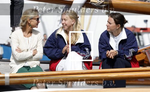 Amsterdam 21 augustus 2025
Prinses Beatrix op de groene Draeck tijdens de tweede dag van Sail . Aanwezig oa Prinses Mabel met dochters Luana en Zaria . Ook aanwezig prins Cazimir en prinses Carolina de Bourbon de Parma met haar kinderen Alaia en Xavier .
Ook de moeder van Prinses Mabel was aanwezig .