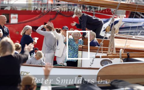 Amsterdam 21 augustus 2025
Prinses Beatrix op de groene Draeck tijdens de tweede dag van Sail . Aanwezig oa Prinses Mabel met dochters Luana en Zaria . Ook aanwezig prins Cazimir en prinses Carolina de Bourbon de Parma met haar kinderen Alaia en Xavier .
Ook de moeder van Prinses Mabel was aanwezig .