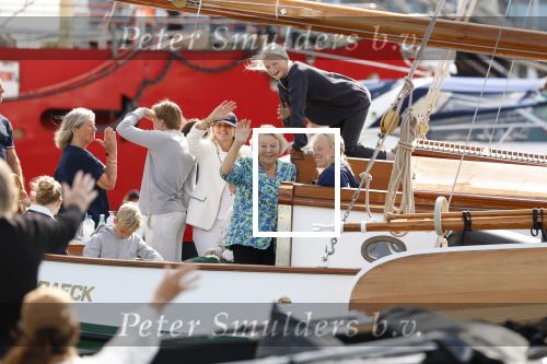 Amsterdam 21 augustus 2025
Prinses Beatrix op de groene Draeck tijdens de tweede dag van Sail . Aanwezig oa Prinses Mabel met dochters Luana en Zaria . Ook aanwezig prins Cazimir en prinses Carolina de Bourbon de Parma met haar kinderen Alaia en Xavier .
Ook de moeder van Prinses Mabel was aanwezig .
