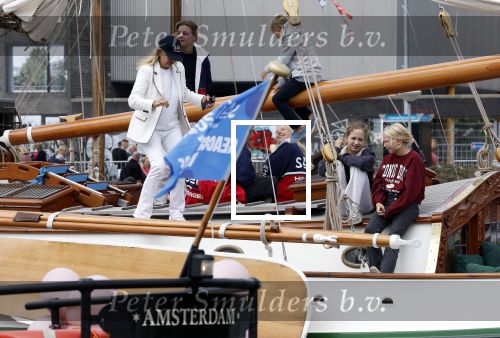 Amsterdam 21 augustus 2025
Prinses Beatrix op de groene Draeck tijdens de tweede dag van Sail . Aanwezig oa Prinses Mabel met dochters Luana en Zaria . Ook aanwezig prins Cazimir en prinses Carolina de Bourbon de Parma met haar kinderen Alaia en Xavier .
Ook de moeder van Prinses Mabel was aanwezig .