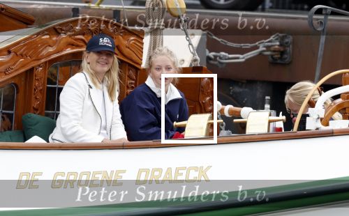 Amsterdam 21 augustus 2025
Prinses Beatrix op de groene Draeck tijdens de tweede dag van Sail . Aanwezig oa Prinses Mabel met dochters Luana en Zaria . Ook aanwezig prins Cazimir en prinses Carolina de Bourbon de Parma met haar kinderen Alaia en Xavier .
Ook de moeder van Prinses Mabel was aanwezig .
