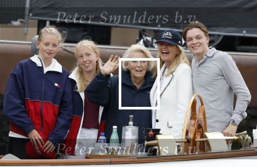 Amsterdam 21 augustus 2025
Prinses Beatrix op de groene Draeck tijdens de tweede dag van Sail . Aanwezig oa Prinses Mabel met dochters Luana en Zaria . Ook aanwezig prins Cazimir en prinses Carolina de Bourbon de Parma met haar kinderen Alaia en Xavier .
Ook de moeder van Prinses Mabel was aanwezig .