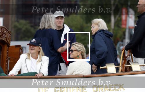 Amsterdam 21 augustus 2025
Prinses Beatrix op de groene Draeck tijdens de tweede dag van Sail . Aanwezig oa Prinses Mabel met dochters Luana en Zaria . Ook aanwezig prins Cazimir en prinses Carolina de Bourbon de Parma met haar kinderen Alaia en Xavier .
Ook de moeder van Prinses Mabel was aanwezig .