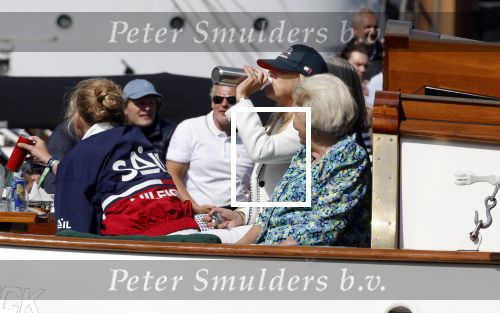 Amsterdam 21 augustus 2025
Prinses Beatrix op de groene Draeck tijdens de tweede dag van Sail . Aanwezig oa Prinses Mabel met dochters Luana en Zaria . Ook aanwezig prins Cazimir en prinses Carolina de Bourbon de Parma met haar kinderen Alaia en Xavier .
Ook de moeder van Prinses Mabel was aanwezig .