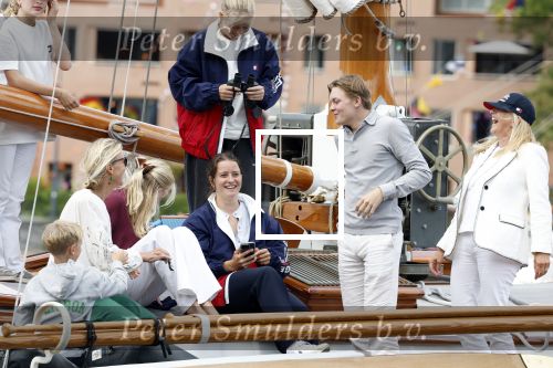 Amsterdam 21 augustus 2025
Prinses Beatrix op de groene Draeck tijdens de tweede dag van Sail . Aanwezig oa Prinses Mabel met dochters Luana en Zaria . Ook aanwezig prins Cazimir en prinses Carolina de Bourbon de Parma met haar kinderen Alaia en Xavier .
Ook de moeder van Prinses Mabel was aanwezig .