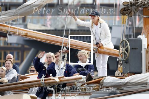 Amsterdam 21 augustus 2025
Prinses Beatrix op de groene Draeck tijdens de tweede dag van Sail . Aanwezig oa Prinses Mabel met dochters Luana en Zaria . Ook aanwezig prins Cazimir en prinses Carolina de Bourbon de Parma met haar kinderen Alaia en Xavier .
Ook de moeder van Prinses Mabel was aanwezig .