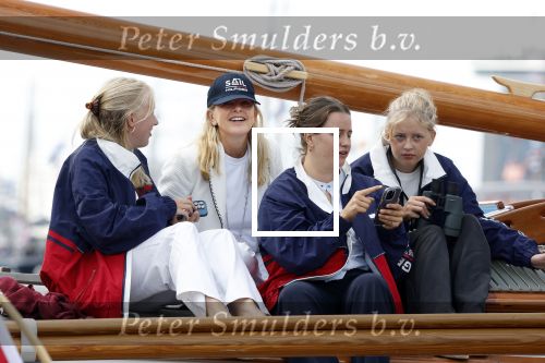 Amsterdam 21 augustus 2025
Prinses Beatrix op de groene Draeck tijdens de tweede dag van Sail . Aanwezig oa Prinses Mabel met dochters Luana en Zaria . Ook aanwezig prins Cazimir en prinses Carolina de Bourbon de Parma met haar kinderen Alaia en Xavier .
Ook de moeder van Prinses Mabel was aanwezig .
