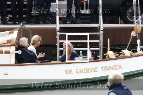 Amsterdam 21 augustus 2025
Prinses Beatrix op de groene Draeck tijdens de tweede dag van Sail . Aanwezig oa Prinses Mabel met dochters Luana en Zaria . Ook aanwezig prins Cazimir en prinses Carolina de Bourbon de Parma met haar kinderen Alaia en Xavier .
Ook de moeder van Prinses Mabel was aanwezig .