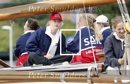 Amsterdam 21 augustus 2025
Prinses Beatrix op de groene Draeck tijdens de tweede dag van Sail . Aanwezig oa Prinses Mabel met dochters Luana en Zaria . Ook aanwezig prins Cazimir en prinses Carolina de Bourbon de Parma met haar kinderen Alaia en Xavier .
Ook de moeder van Prinses Mabel was aanwezig .
