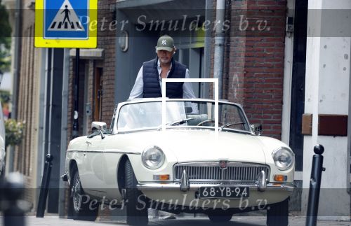 Abcoude 8 augustus 2025
Richard Kemper en zijn vrouw samen in hun MG Cabrio van 1975