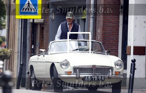 Abcoude 8 augustus 2025
Richard Kemper en zijn vrouw samen in hun MG Cabrio van 1975