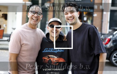 Amsterdam 8 augustus 2025
Ruud Gullit Lil Kleine en Nigel op de cornelis schuytstraat
