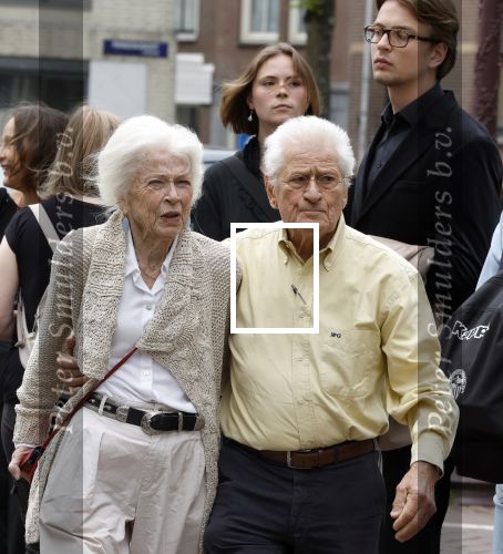 Amsterdam 7 augustus 2025
Herdenkingsdienst Derk Sauer in de westerkerk . Sonja Barend en haar man Abel Cahen