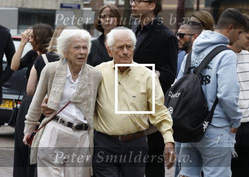 Amsterdam 7 augustus 2025
Herdenkingsdienst Derk Sauer in de westerkerk . Sonja Barend en haar man Abel Cahen