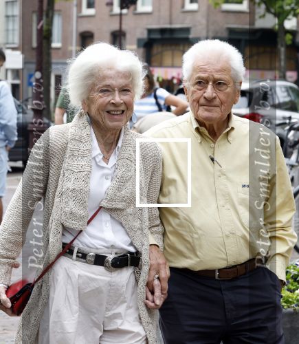 Amsterdam 7 augustus 2025
Herdenkingsdienst Derk Sauer in de westerkerk . Sonja Barend en haar man Abel Cahen