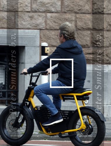 Amsterdam 5 augustus 2025
Wim Beelen op zijn Fatbike bij het conservatorium Hotel