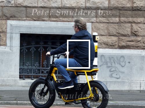 Amsterdam 5 augustus 2025
Wim Beelen op zijn Fatbike bij het conservatorium Hotel