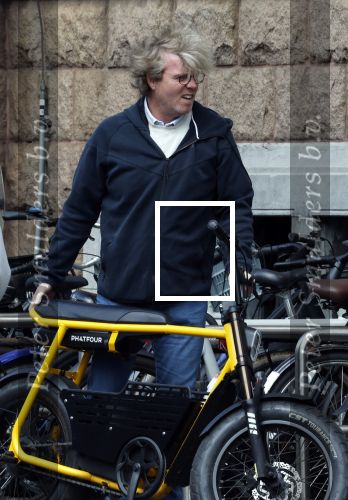Amsterdam 5 augustus 2025
Wim Beelen op zijn Fatbike bij het conservatorium Hotel
