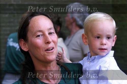 Hummelo 11 september 1999
Trouwen Elisabeth Fabius
Brigitte Klijnstra met zoontje