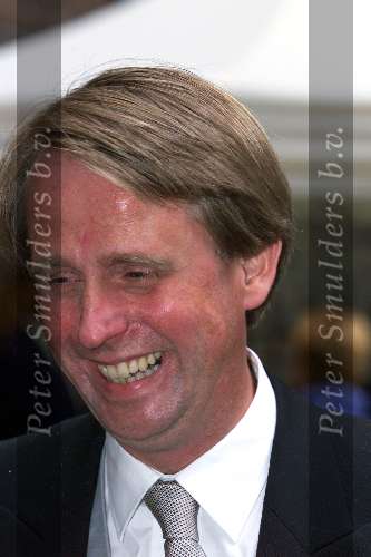 Den Haag 21 September 1999
Derde dinsdag van september
Drs. D A Benschop, staatssecretaris van Buitenlandse Zaken