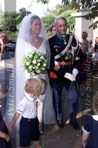 Hummelo 11 september 1999
Trouwen Elisabeth Fabius hier met haar vader