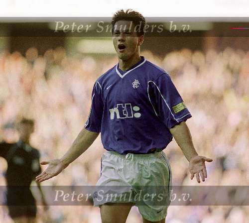 Michael Mols spelend voor Glasgow Rangers
Seizoen 1999/2000
Sept. 1999