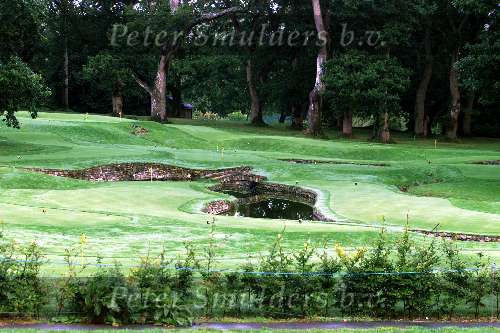 15 September 1999
MOUNT JULIET Golfclub
Thomastown, Country Kilkenny,Ireland
De enigste 18 holes puttingbaan  in de wereld
Golfen Ierland
