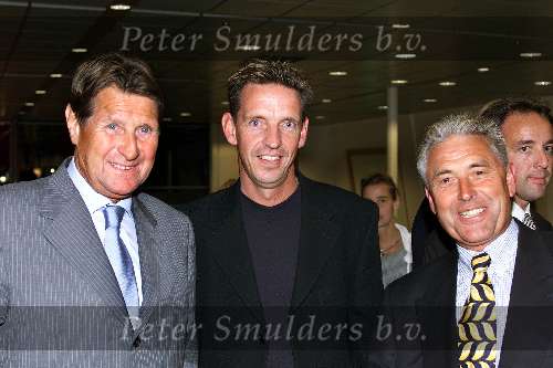 Amsterdam 17 September 1999
Uitreiking boek over 100 jaar Top-sport met o.a. Prins Willem Alexander
Peter Post met Steven Rooks en Gerben Karstens