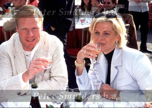 Ronald Koeman met Bartina koeman