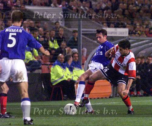 Eindhoven, 28 September 1999
Wedstrijd uit de voorronde van de CHAMPIONS-League tussen PSV & Glasgow Rangers, eindstand 0-1
STINGA