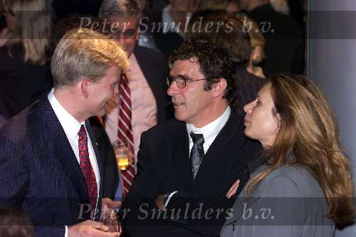 Amsterdam 17 September 1999
Uitreiking boek over 100 jaar Top-sport met o.a. Prins Willem Alexander hier in gesprek met Wim v Hanegem met vrouw