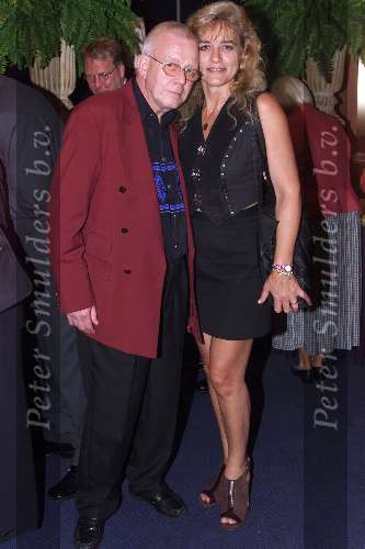 Utrecht 11 september 2000
Feest van Tineke Schouten. 20 jaar artiest .
Alice Maywood met haar man Rob v Wijk