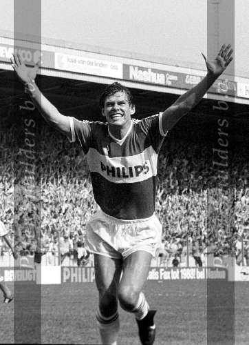 Frank Arnesen in dienst als voetballer bij PSV
PSV-AJAX kompetite 1987/1988, eindstand 4-2
Op de foto een blije Frank Arnesen.
30 Augustus 1987