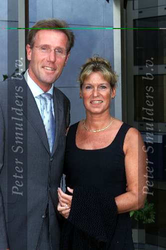 Utrecht 11 september 2000
Feest van Tineke Schouten. 20 jaar artiest .
Hans v Breukelen met vrouw Caren
