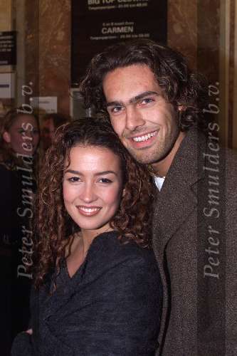 Amsterdam 17 december 1999
Premiere kerstcircus in Carre.
Katja Schuurman met haar vriendje Ference.
